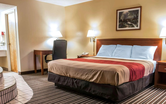 Econo Lodge Paw Paw