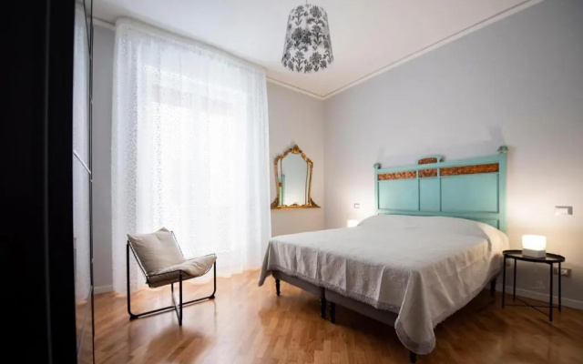 Laurus apartments