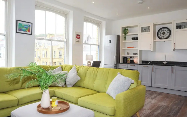 Harbourside Apartment