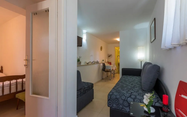 Apartments Hinic