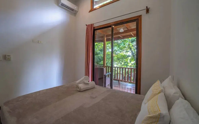 Surfside Apartments Mal Pais
