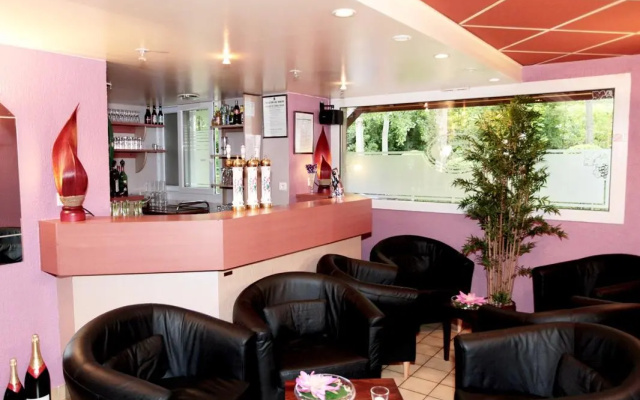 Prim'Hôtel Bagatelle
