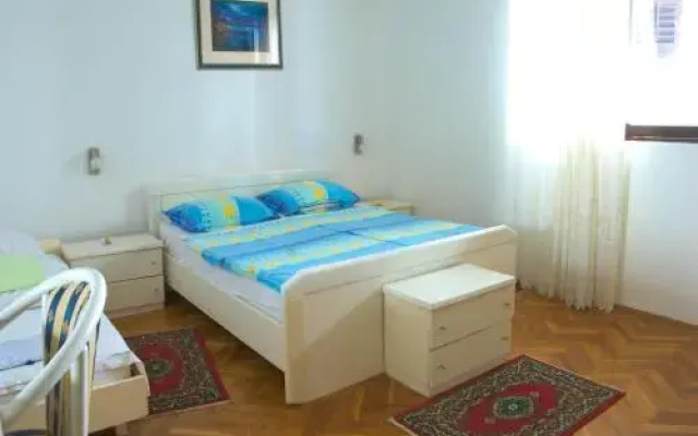 Apartments Nina