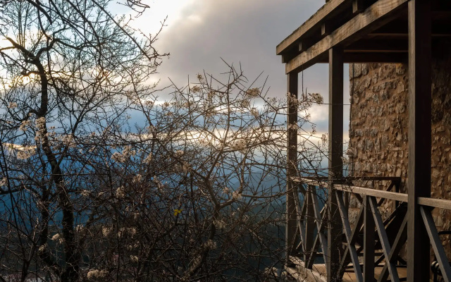 Moreas Peak Lodge