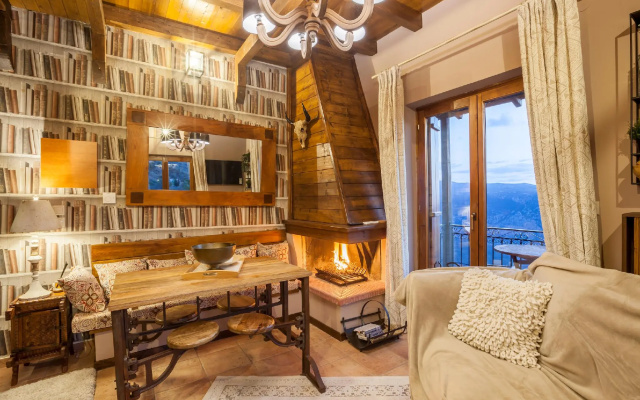 Rock Dandy Deluxe Chalet | Fireplace & Sauna