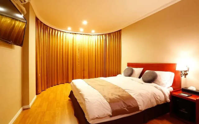 Anmyeondo Plaza Hotel