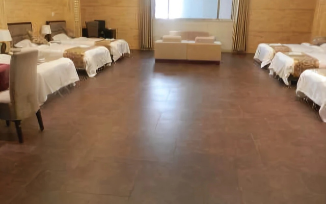 Yichun Hongdu Hotel