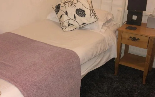 Brook House B&B