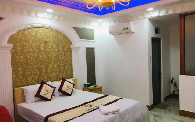Amor Hotel