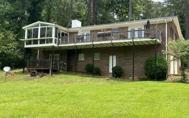 Urban Lake House