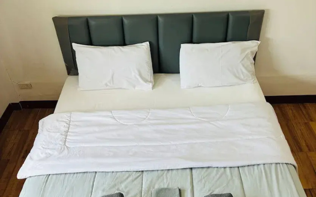 Apartment Wat Sawang Arom 08