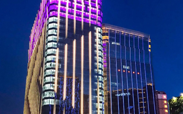 Dongbao Hotel