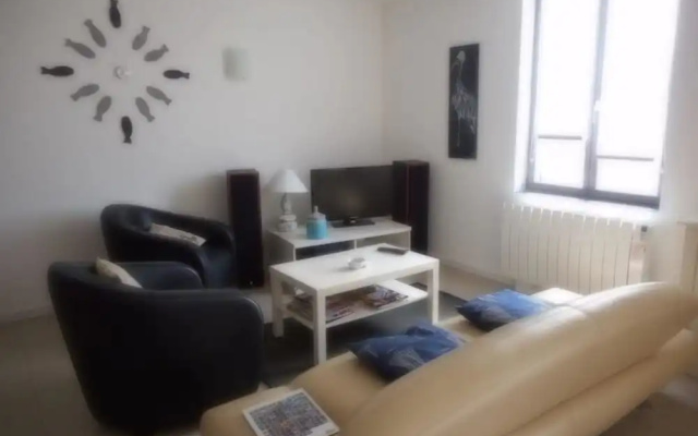 House With 3 Bedrooms in Giffaumont-champaubert, With Private Pool and