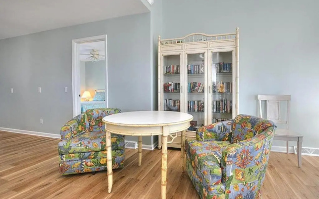 Barefoot Bungalow
