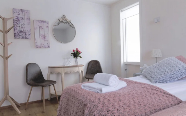 The Apartment - Öbbuhús