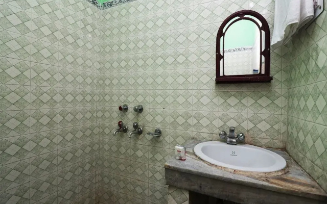 New Hotel Shivlok by OYO Rooms