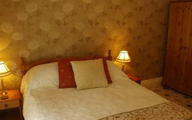 Bron Rhiw Hotel
