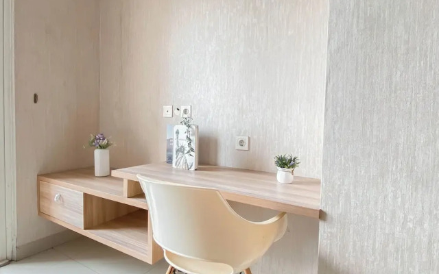 Modern And Homey 1Br Apartment Oasis Cikarang