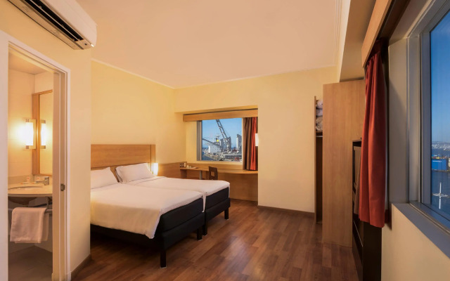Ibis Valparaiso