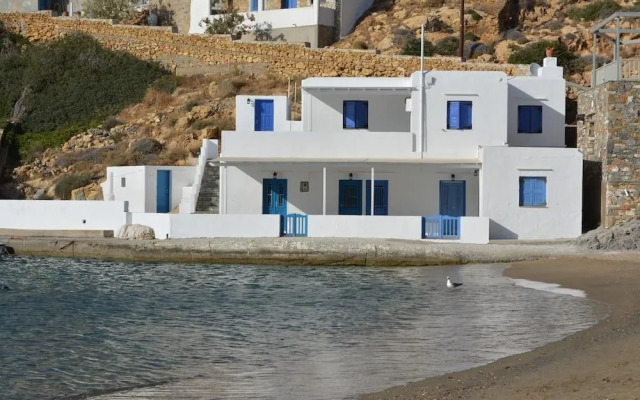 Ammos Holiday House