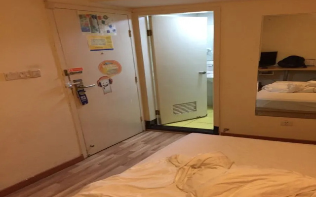 7 Days Inn·Shanghai Jinshajiang Road Subway Station
