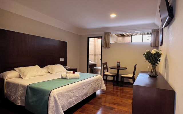 Hotel Real del Oro