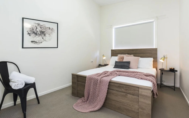 2 Bedroom with Parking Near Central Cessnock