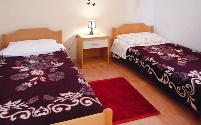 Apartments Ljilja