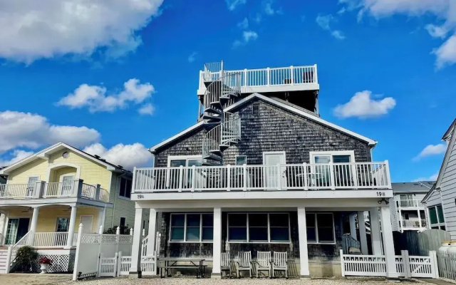 Mckinley Avenue 19A