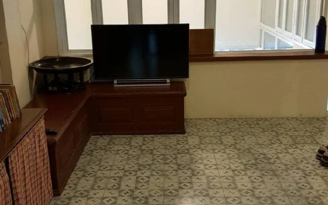 The Commonroom CNX