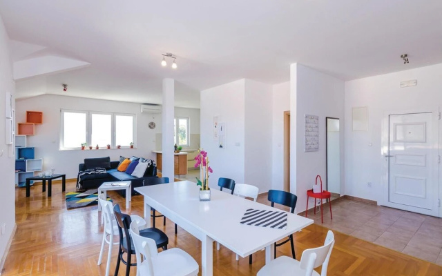 Amazing Home in Dubrovnik With Wifi and 3 Bedrooms