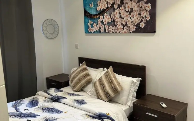 Peravi Suites at Embassy Gardens