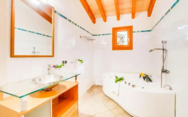 Charming Country House Es Puchet in Buger