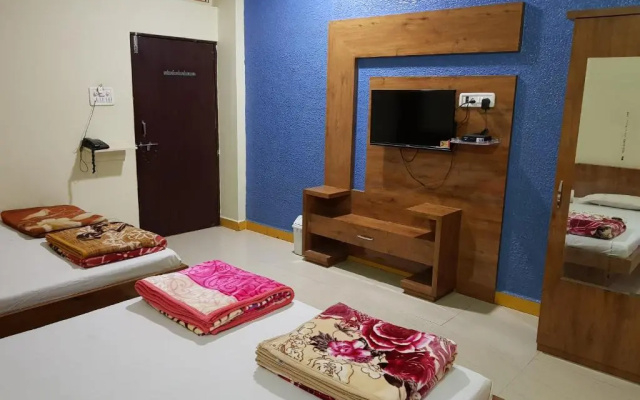 Shri Radhe Krishna Hotel