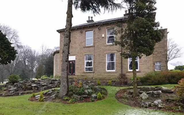 Gomersal Lodge Hotel