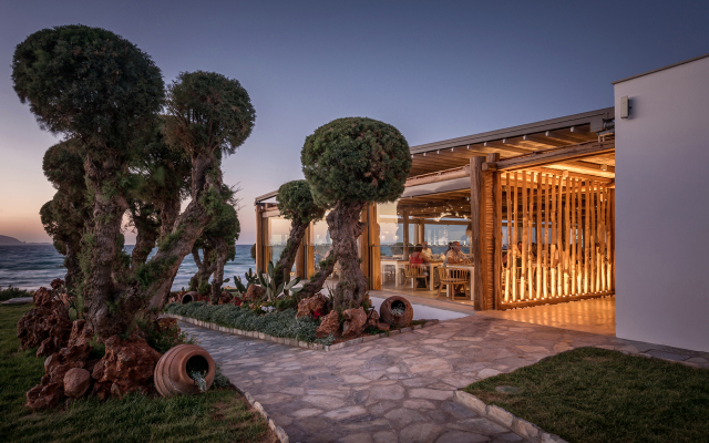 Отель Mitsis Rinela Beach Resort & Spa - All Inclusive вид на фасад