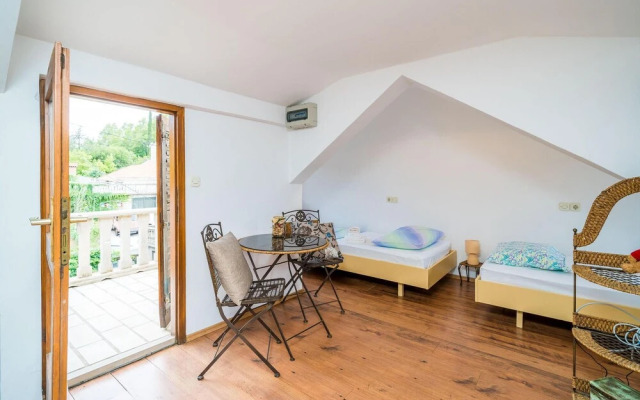 Stunning Home in Gruda With Wifi and 2 Bedrooms