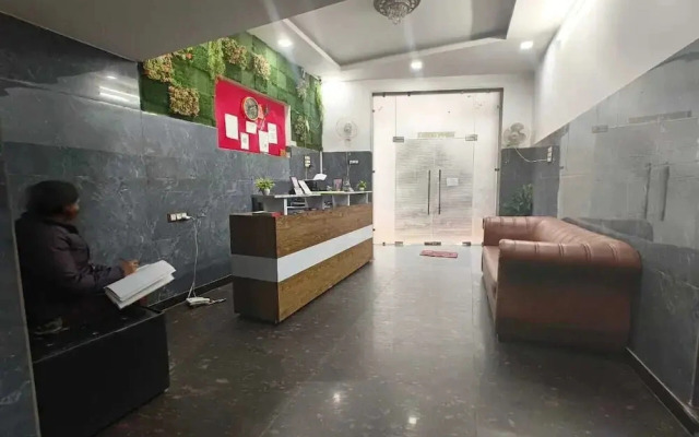 Hotel Vcr Inn