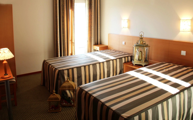 Travel Hotel