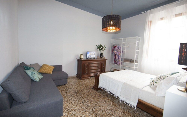 al 28 B&B