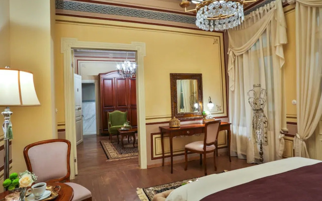 1905 Boutique Hotel
