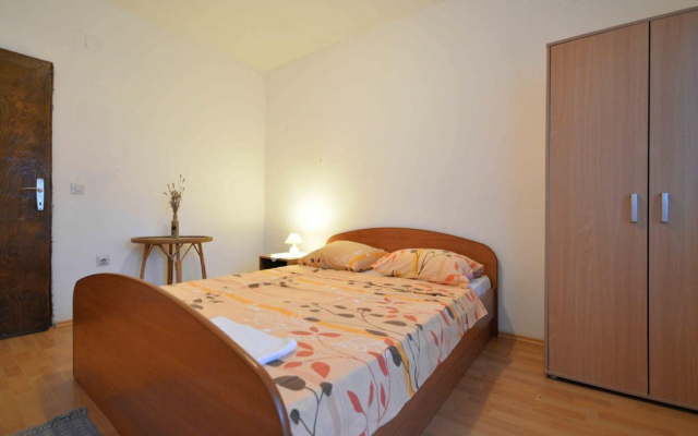 Apartments Dragica