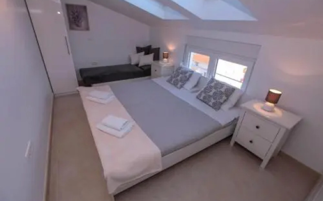 Apartments Zoya