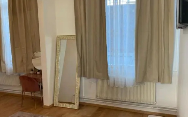 Golden Suite