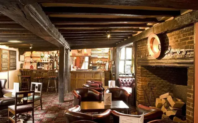 Bull Hotel