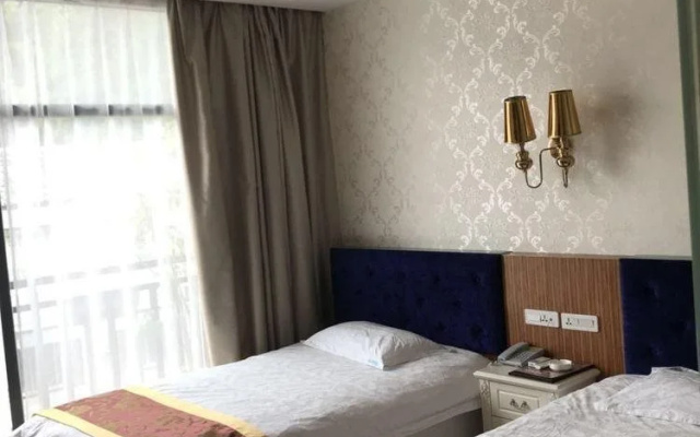 Qing Qing Hotel