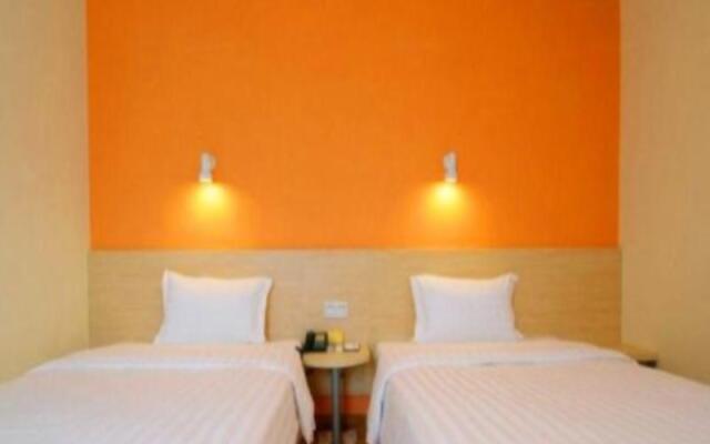 Отель 7 Days Inn Xinyu Xianlai Avenue Branch комната для гостей