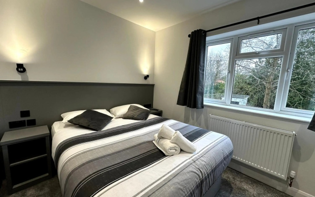 Gainsborough Lodge