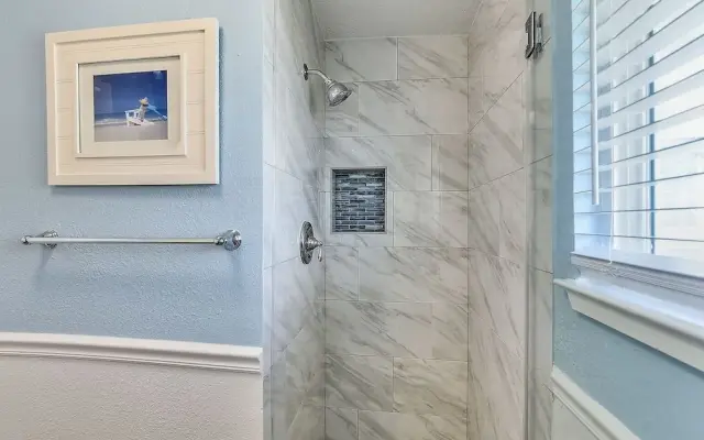 Beachfront Charm - 3 Br Home