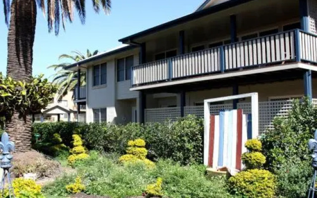Tokelau 2 - Tuncurry Townhouse